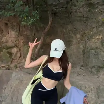 朱明诗